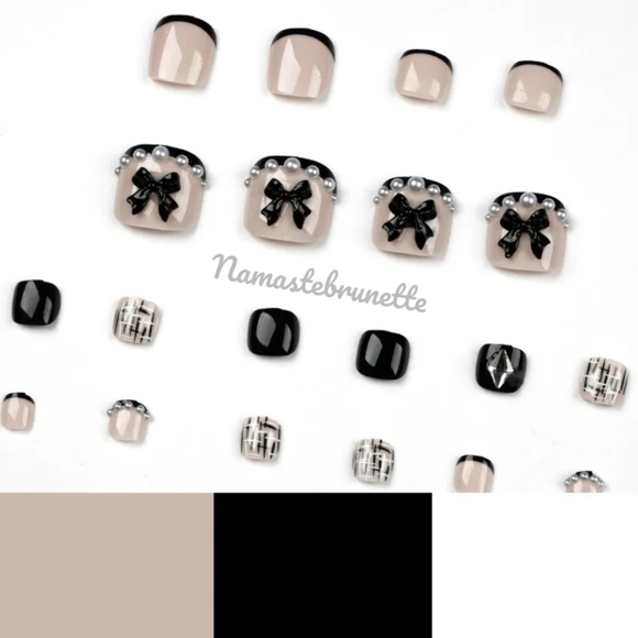 2/$16 3D Bows, Rhinestones, & Pearls Press on Toenails - Picture 8 of 17